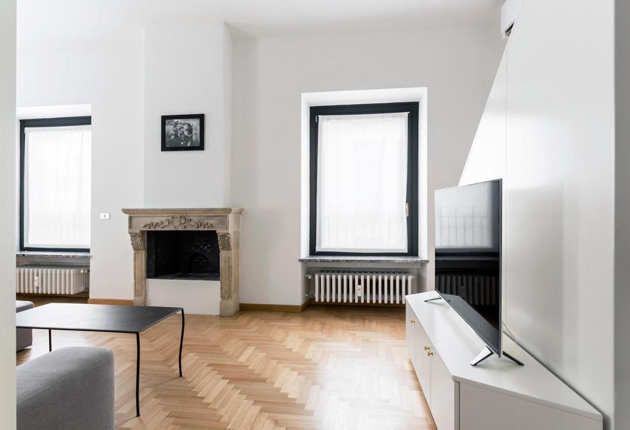 Living Brera, A Unique Experience - Vicolo Fiori Apartment Milano Exterior foto