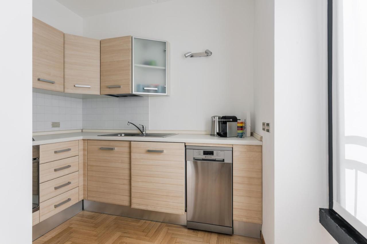 Living Brera, A Unique Experience - Vicolo Fiori Apartment Milano Exterior foto